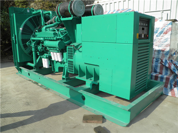 孝感发电车出租-柴油发电机散热器怎样散热