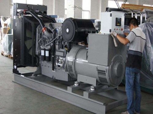 孝感柴油发电机组和储能设备配合使用的案例