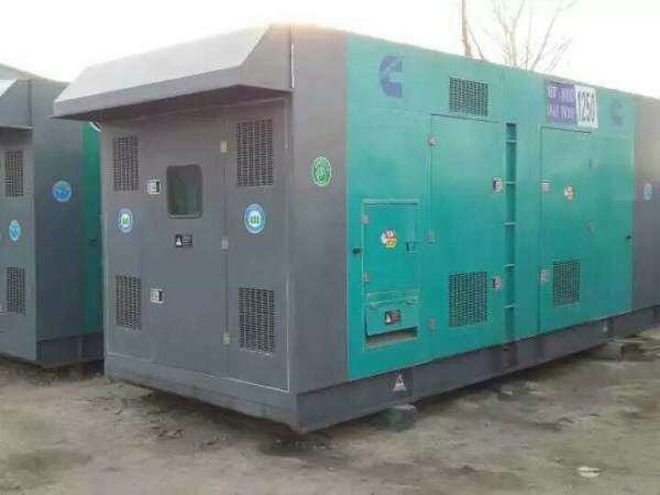 孝感合同中关于工期延误的责任如何界定和处理？